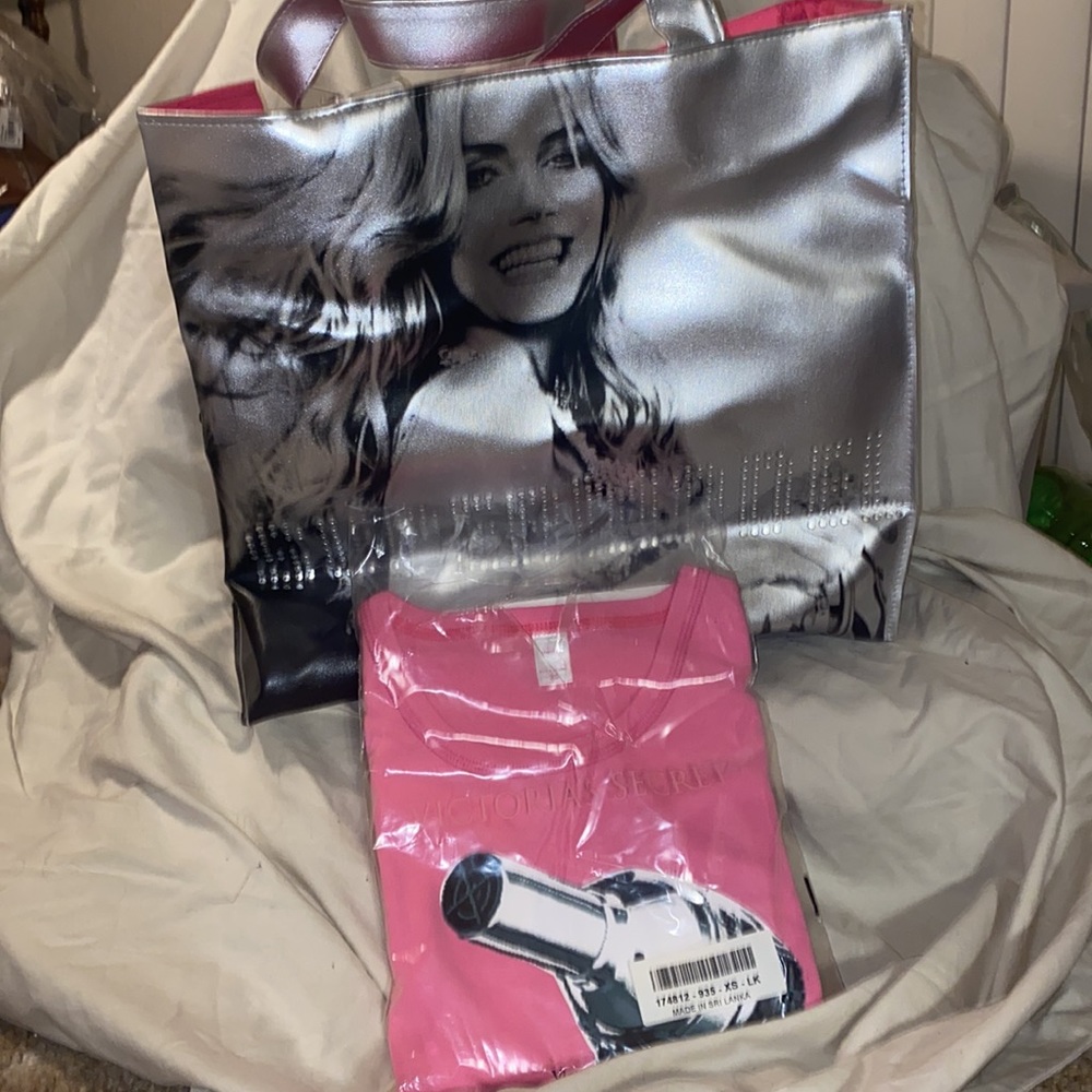 Victoria Secret Vintage T-Shirt and Panty Set & Supermodel bag W/ Heidi Klum